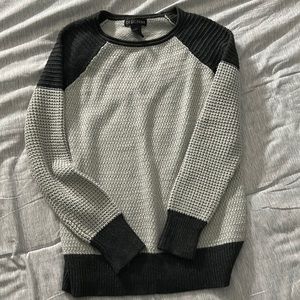 DESIGN 365, Size Small